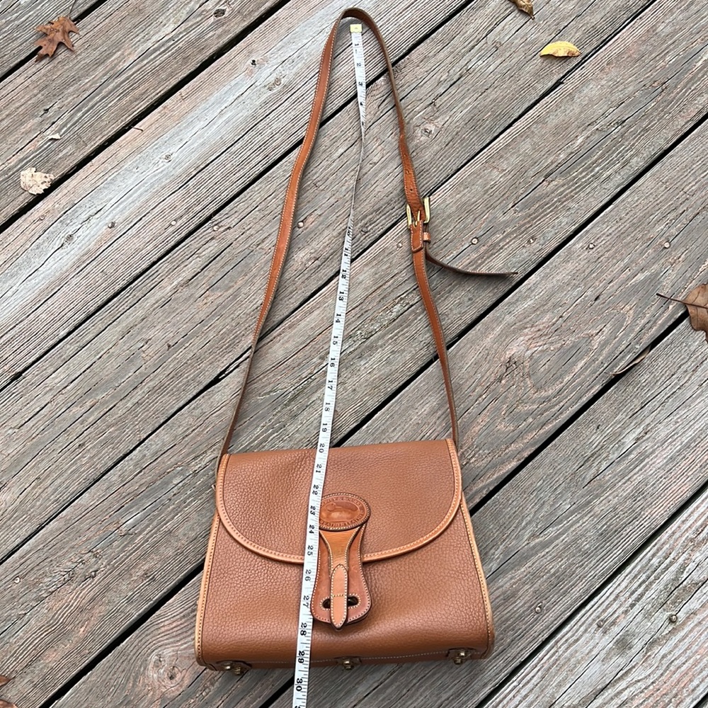SOLD Dooney and Bourke all weather leather bag - Picture 8 of 12
